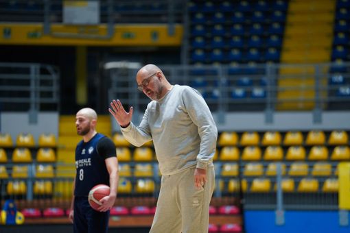 Il coach della Reale Mutua Basket Paolo Moretti