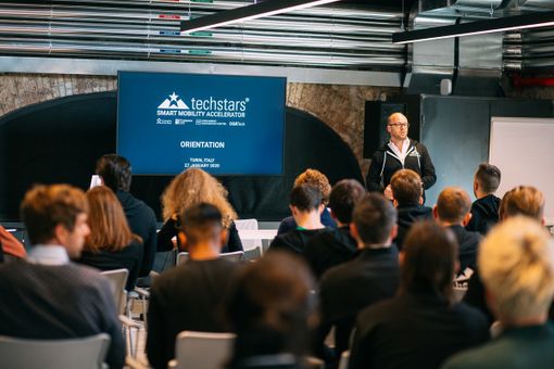 Torino City lab e Intesa Sanpaolo Innovation center per la mobilità del futuro Torino City lab e Intesa Sanpaolo Innovation center per la mobilità del futuro