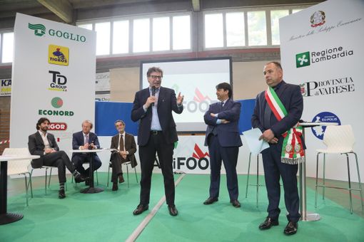 Alpi Food unisce imprenditori, istituzioni ed eccellenze locali per fare rete con un'unica squadra a Milano-Cortina 2026 Alpi Food unisce imprenditori, istituzioni ed eccellenze locali per fare rete con un'unica squadra a Milano-Cortina 2026