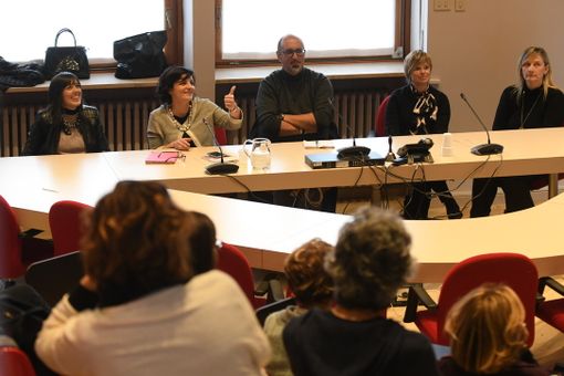 A Bardonecchia successo per la presentazione del libro "Figli virtuali" A Bardonecchia successo per la presentazione del libro "Figli virtuali"