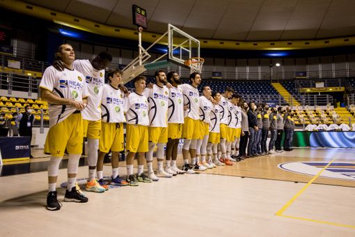 Le immagini della sfida tra Reale Mutua Basket Torino e Staff Mantova [FOTO]