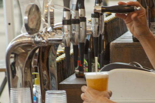 Movida, il sindaco di Chieri scrive ai cittadini: &quot;Con 3.000 morti la priorità non può essere la birretta&quot;