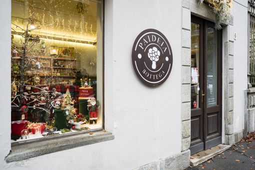 Riapre per le festività natalizie la Bottega Paideia