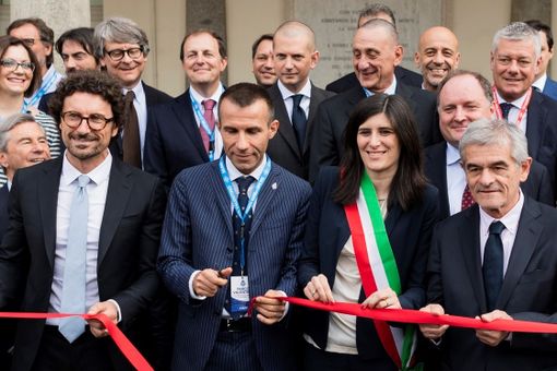 Parco Valentino, inizia la festa delle quattro ruote che sorride all'auto elettrica