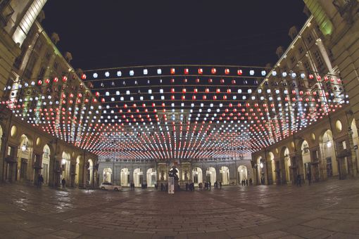 Da domani Torino si accende con le Luci d'Artista: ecco dove vederle