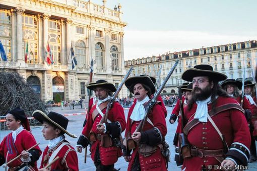 I Dragoni Rossi ospiti a Palazzo Cisterna per la visita animata di sabato 18