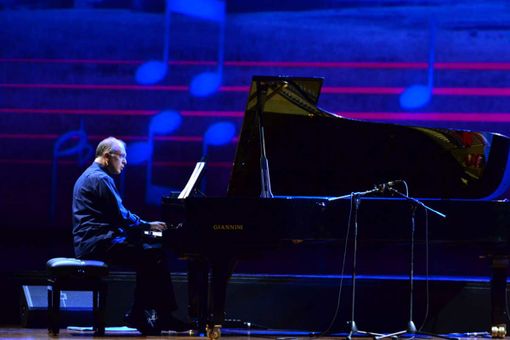 Il pianoforte di Emanuele Arciuli per il cartellone musicale di Pinerolo