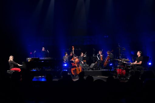 Questa sera, l’alchimia del trio canadese Emie R Roussel sul palco del Jazz Club di Torino