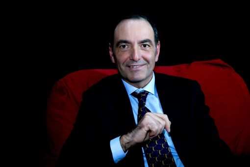 Eros Pessina di Busca nominato Vicepresidente della "Elogio della poesia" Eros Pessina di Busca nominato Vicepresidente della "Elogio della poesia"