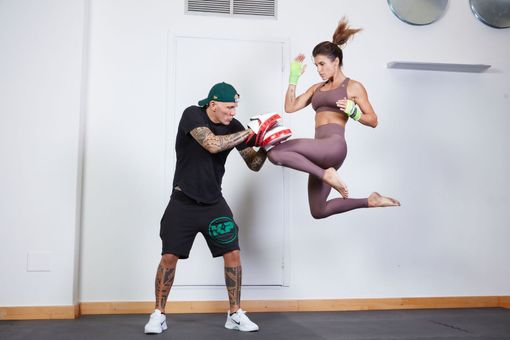 Elisabetta Canalis kickboxing