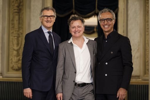 Miller, Brecht e Kureishi: il Teatro Stabile "diversamente classico" riparte con 32 spettacoli Miller, Brecht e Kureishi: il Teatro Stabile "diversamente classico" riparte con 32 spettacoli