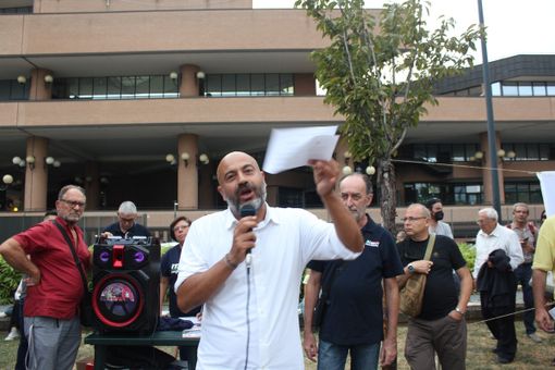 Paragone (Italexit) a Torino: &quot;Qui grande fermento, Verra il nostro candidato No Green Pass&quot; [FOTO E VIDEO]