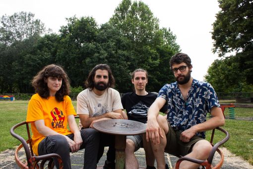 Gli Housebroken Gli Housebroken