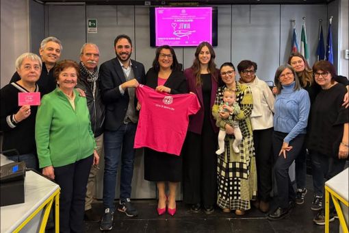 Una città che corre contro il cancro: la Just The Woman I Am torna a Moncalieri Una città che corre contro il cancro: la Just The Woman I Am torna a Moncalieri