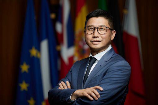 Leon Laulusa Leon Laulusa