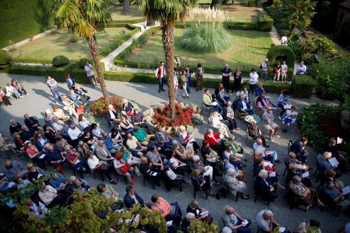 Dal 25 luglio al 27 settembre “Bellezza tra le righe” nei parchi di Casa Lajolo e del Castello di Miradolo