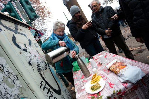 Lucia dal 1998 vive nel palazzo a fianco del centro sociale