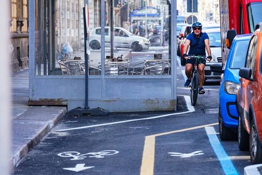 Ciclabile via Nizza da piazza Carducci al Lingotto, i negozianti: "Abbiamo perso il 20% del fatturato" Ciclabile via Nizza da piazza Carducci al Lingotto, i negozianti: "Abbiamo perso il 20% del fatturato"