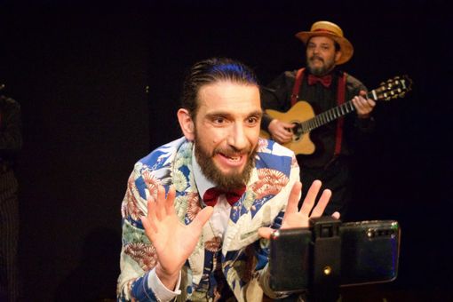 &quot;Fare ironia in momenti di crisi è difficile, ma dà catarsi: Casa Fools ripartirà con il teatro 3.0&quot; [INTERVISTA]