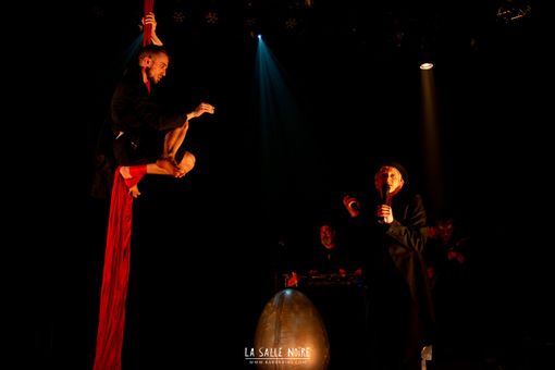 System, in scena al Café Muller