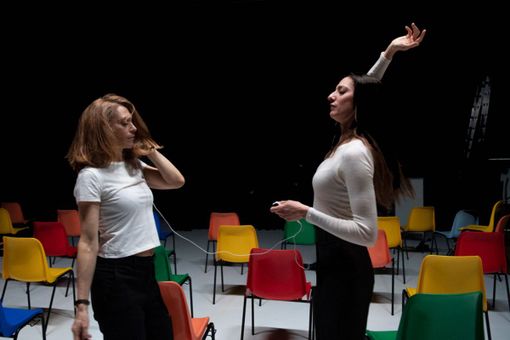 Il drammatico “Sorelle” di Pascal Rambert torna in scena al Teatro Astra