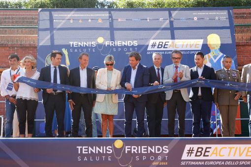 Tennis &amp; Friends taglio del nastro