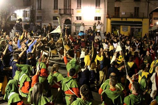 Tutto pronto a Cuorgnè, sta per ricominciare il mitico Torneo di Maggio (FOTO) Tutto pronto a Cuorgnè, sta per ricominciare il mitico Torneo di Maggio (FOTO)