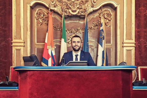 Versaci (M5S) dice no all'apertura al Pd per Torino: "Unico loro interesse è far cadere amministrazione Appendino" Versaci (M5S) dice no all'apertura al Pd per Torino: "Unico loro interesse è far cadere amministrazione Appendino"