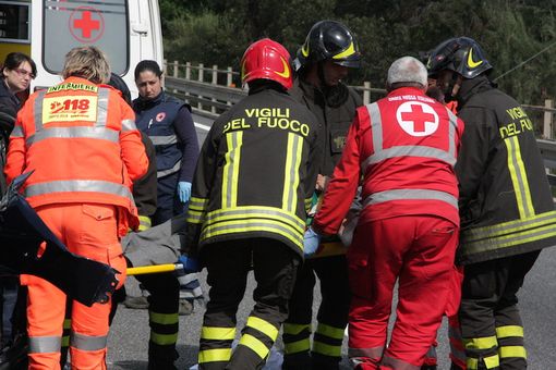 Stipulato il Protocollo d'Intesa tra Vigili del Fuoco del Comando Provinciale di Torino e tutti i Comitati CRI della Provincia di Torino
