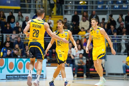 Basket, Reale Mutua ospita Avellino: attenzione ai biancoverdi in grande fiducia Basket, Reale Mutua ospita Avellino: attenzione ai biancoverdi in grande fiducia