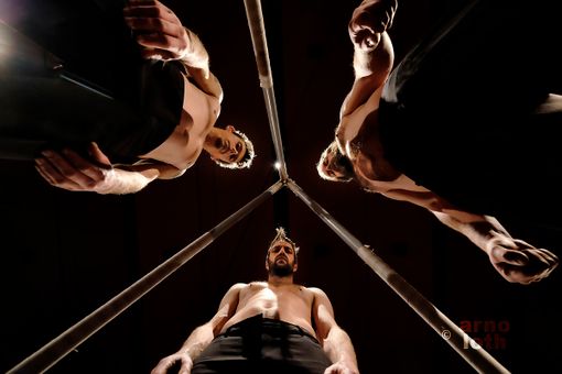 Mirabilia Festival: A-Tripik con i francesi di CirkVOST