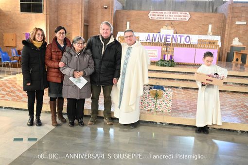 Settimo Torinese celebra le sue coppie storiche: una pergamena per chi si è spostato da 5 fino a 60 anni fa [FOTO]