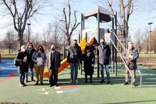 Grugliasco, anche l'inclusione sociale è "un gioco": al Parco Porporati un'area bimbi con linguaggio braille