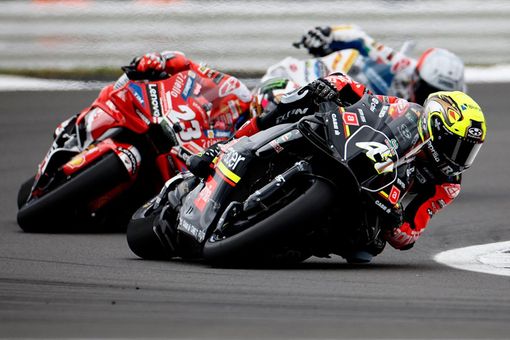 Gran Premio di Silverstone,  Bastianini trionfa: Pecco Bagnaia chiude terzo
