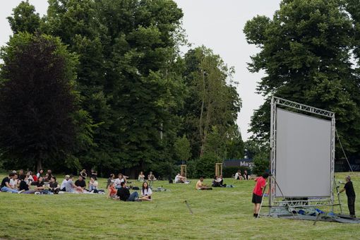 Imbarchino e Magazzino sul Po fanno squadra per l'estate al Valentino tra cinema, musica e libri Imbarchino e Magazzino sul Po fanno squadra per l'estate al Valentino tra cinema, musica e libri