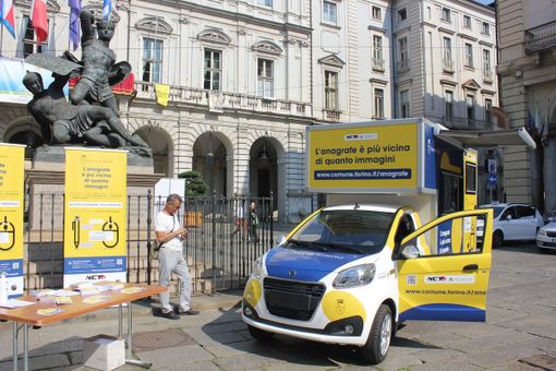 Da lunedì torna nei mercati di Torino l'anagrafe su 4 ruote