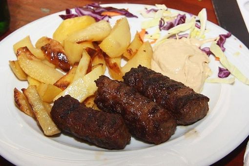 Cosa assaggiare assolutamente nei numerosi ristoranti romeni presenti in Piemonte e in Liguria?