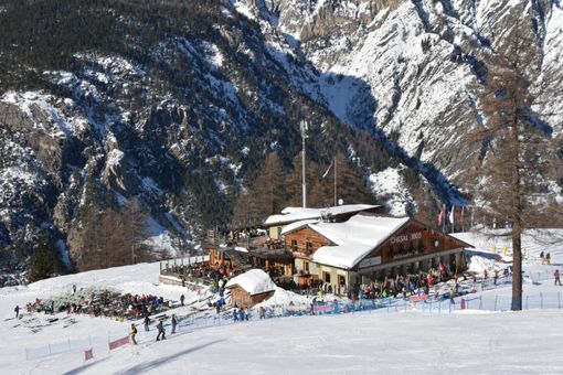 Primo caso di Coronavirus a Bardonecchia. Il sindaco:"Controlli forze dell'ordine all'ingresso del paese" Primo caso di Coronavirus a Bardonecchia. Il sindaco:"Controlli forze dell'ordine all'ingresso del paese"