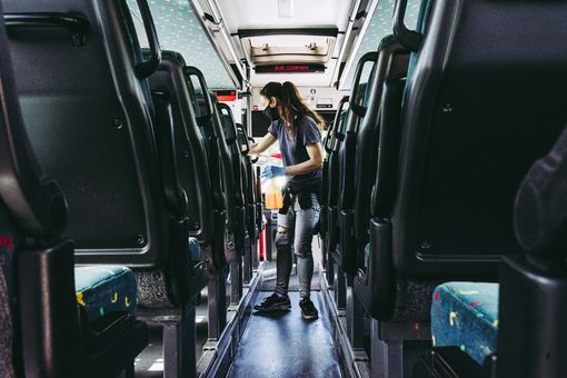 Treni, la Regione: "Non siamo in grado di garantire il distanziamento tra le persone" Treni, la Regione: "Non siamo in grado di garantire il distanziamento tra le persone"