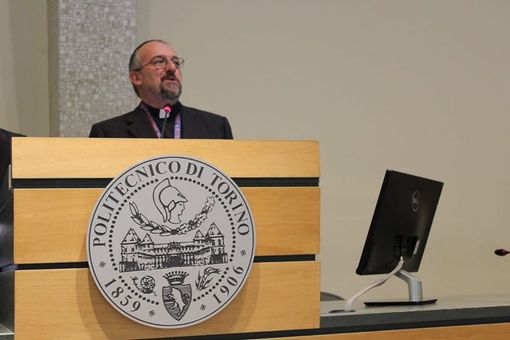 Chiesa e digitale, la fede ai tempi del Covid-19: intervista a don Luca Peyron [VIDEO]