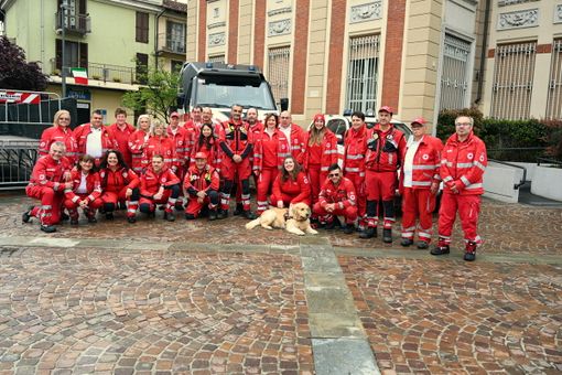 Uomini e donne della Croce Rossa