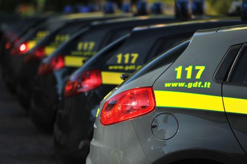 Non vedente e invalida, ma solo per lo Stato: nei guai una 70enne di Avigliana