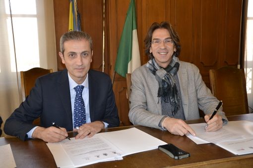 Il sindaco di Vinovo Gianfranco Guerrini assieme al primo cittadino di Nichelino, Giampiero Tolardo