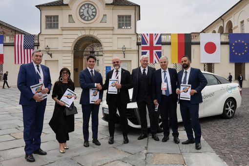 G7. I ragazzi scrivono ai Ministri dell’Ambiente riuniti a Venaria: “Più concretezza e decisione per rispondere alla crisi climatica" G7. I ragazzi scrivono ai Ministri dell’Ambiente riuniti a Venaria: “Più concretezza e decisione per rispondere alla crisi climatica"