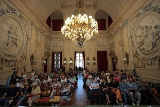 Circolo dei lettori, è boom di donne. Loewenthal: &quot;La lettura è femmina&quot;