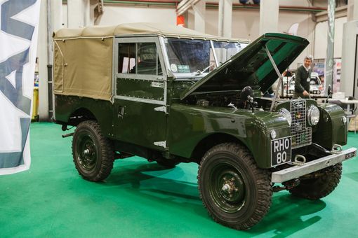 Land Rover spegne 70 candeline ad Automotoretrò e Automotoracing Land Rover spegne 70 candeline ad Automotoretrò e Automotoracing