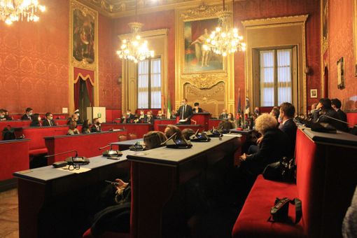 Lunedì in Sala Rossa la maratona sul bilancio, Russi (M5S): "Violazioni di legge, pronto a fare denuncia" Lunedì in Sala Rossa la maratona sul bilancio, Russi (M5S): "Violazioni di legge, pronto a fare denuncia"