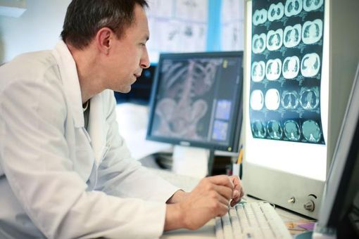 Al Cottolengo riapre l'ambulatorio Granetti: servizi gratis per chi non può pagare le spese sanitario