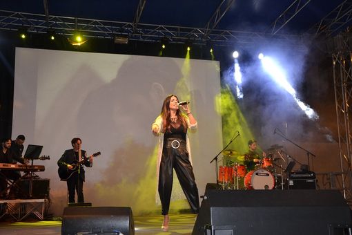 La voce di Mietta e il Gran Galà della Moda hanno illuminato la notte di Nichelino