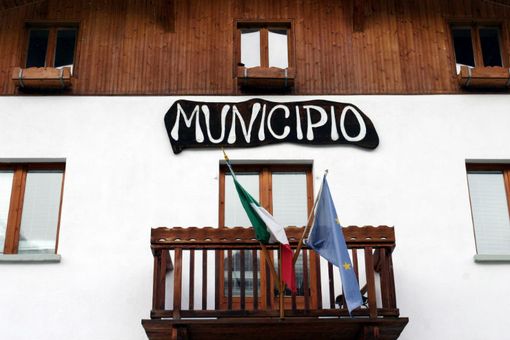 Sì del Cal contro l'inquinamento luminoso Sì del Cal contro l'inquinamento luminoso